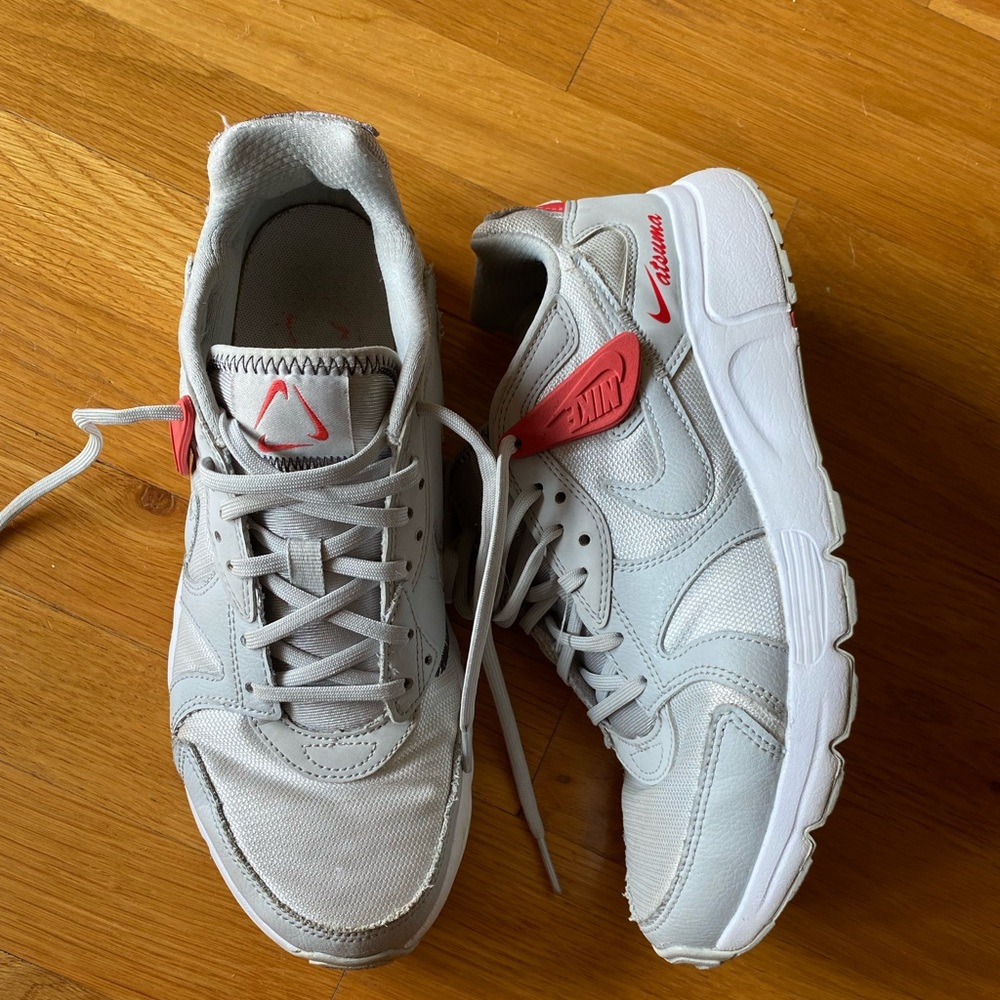 Nike Atsuma Sneakers